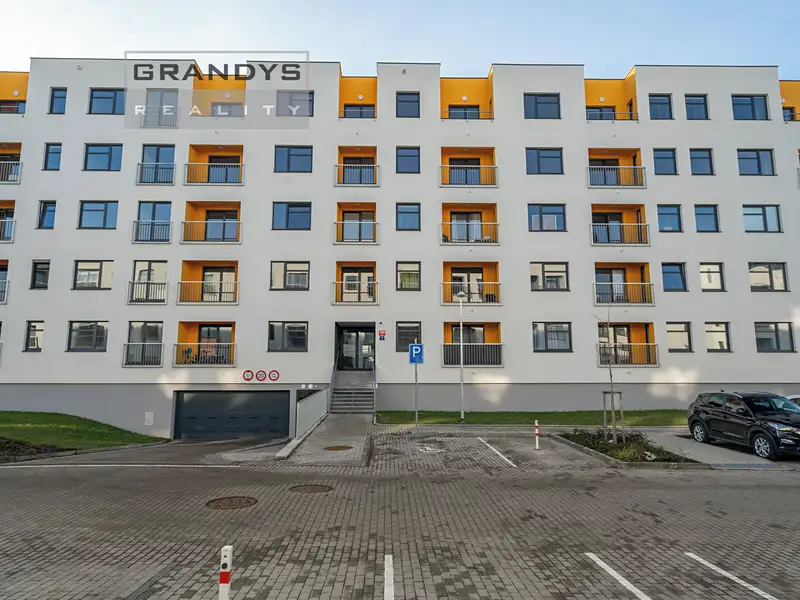 Prodej garážového stání 15 m², Praha – náhled fotky 2