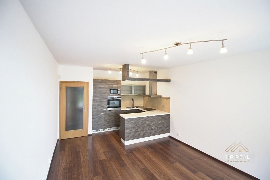 Pronájem bytu 2+kk 48 m² – fotografie 4