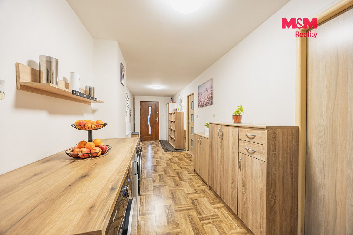 Prodej rodinného domu 159 m², pozemek 2348 m² – fotografie 2
