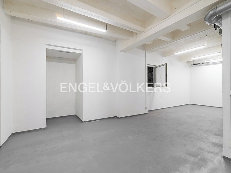 Pronájem komerčního prostoru, 48 m² (3 z 8)