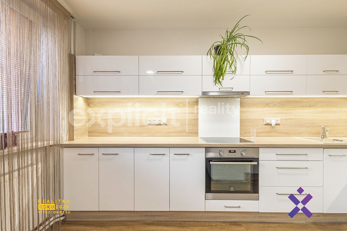 Prodej rodinného domu 145 m², pozemek 1539 m² – fotografie 5