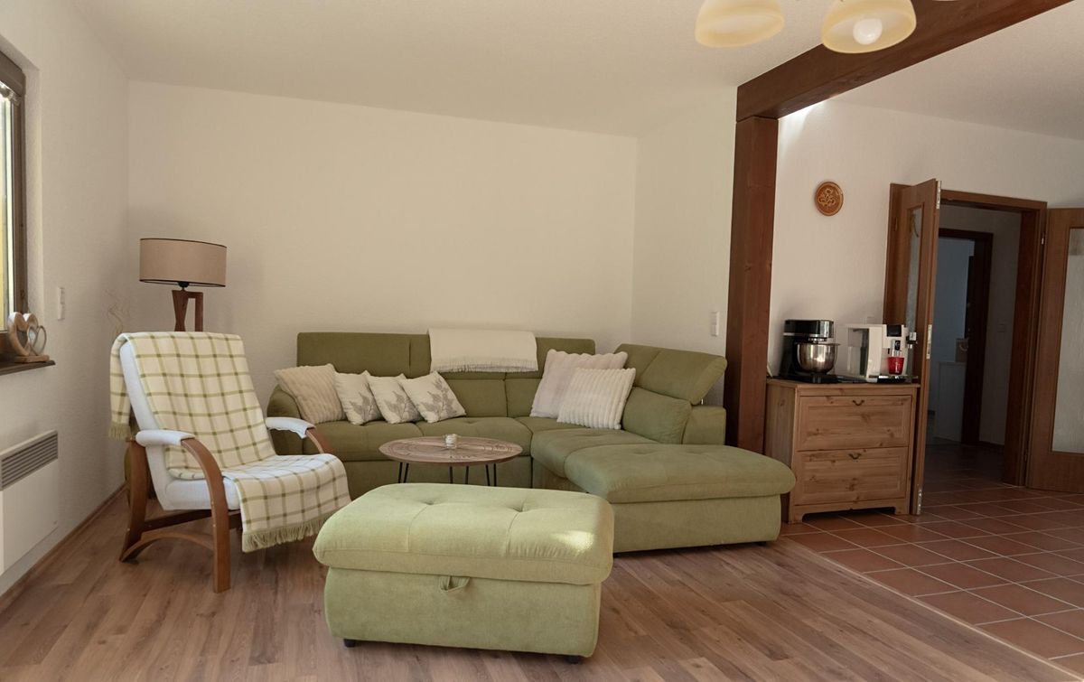 Pronájem rodinného domu 91 m², pozemek 873 m² – fotografie 3