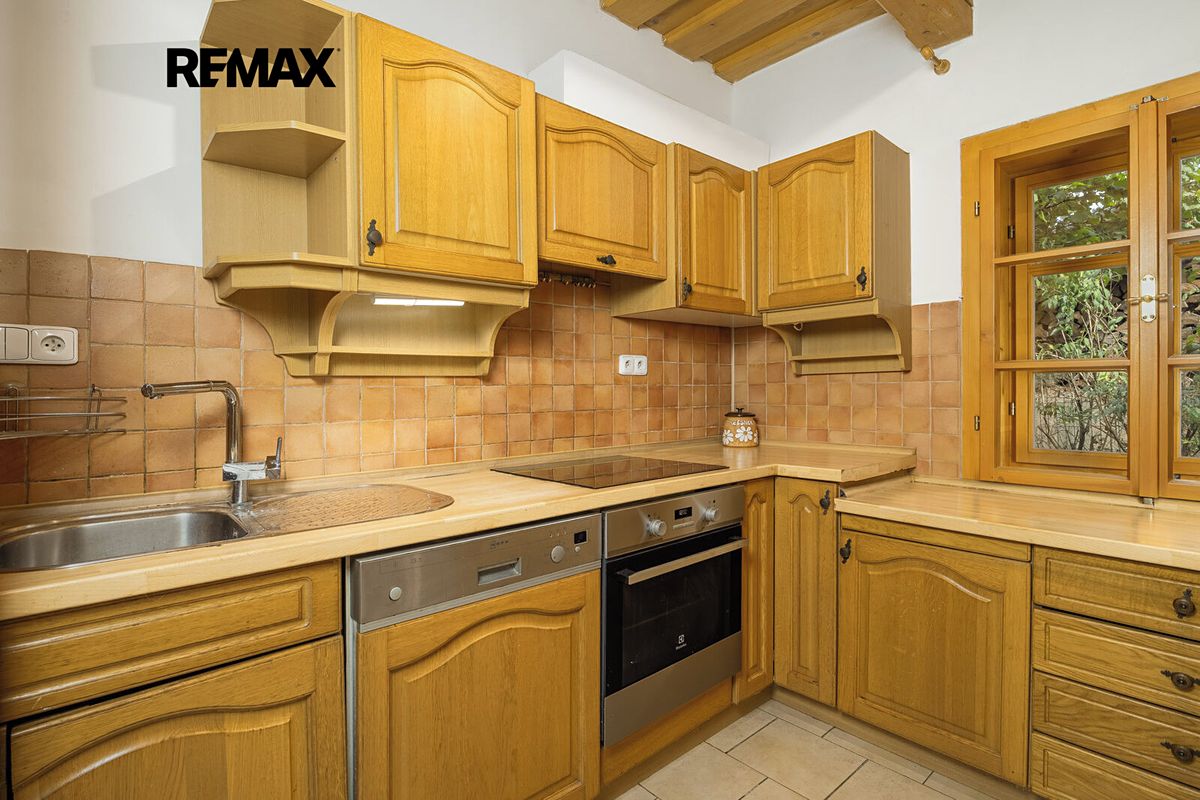 Prodej rodinného domu 140 m², pozemek 538 m² – fotografie 5