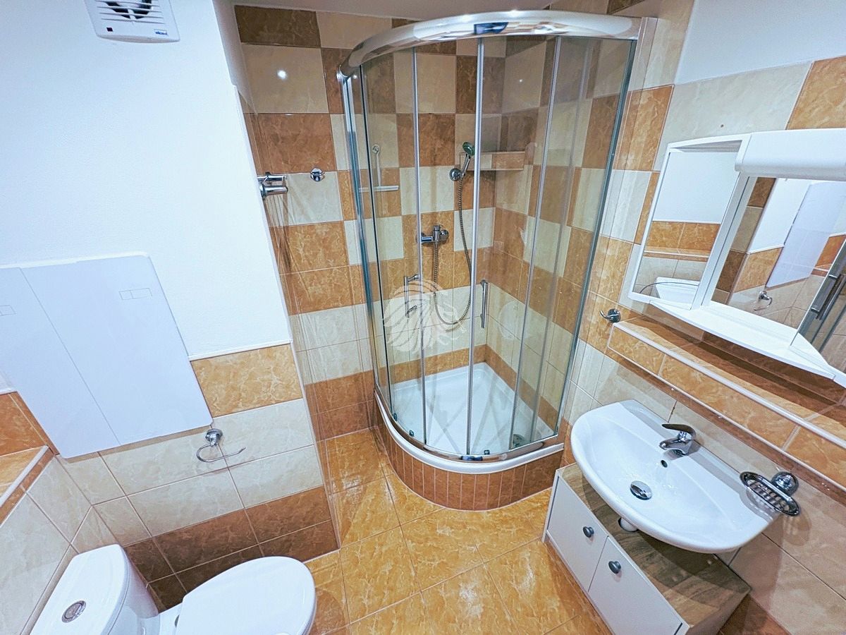 Pronájem bytu 2+kk 47 m² – fotografie 4