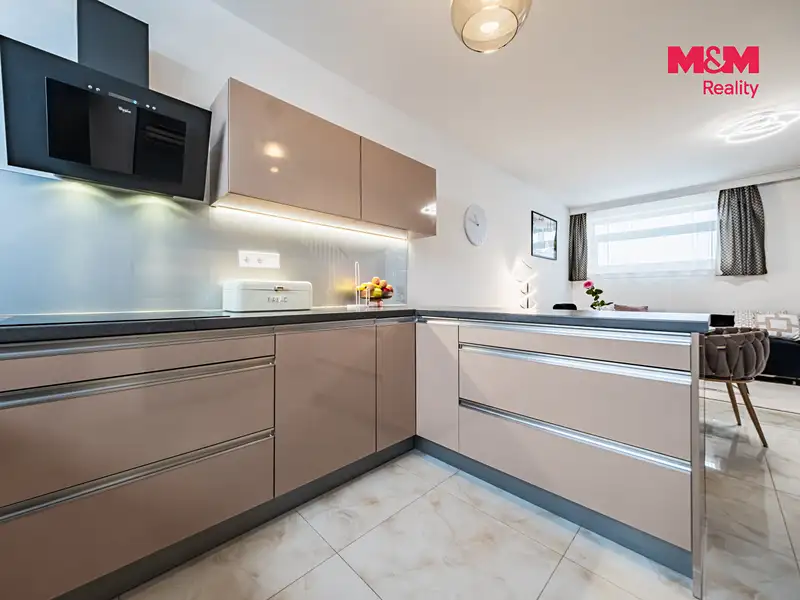 Prodej rodinného domu 93 m², pozemek 351 m², Kostelec nad Černými lesy – náhled fotky 2