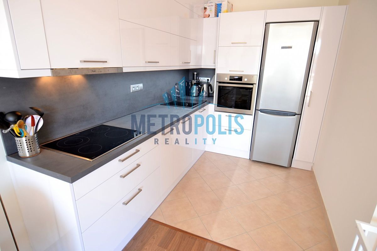 Pronájem bytu 2+kk 60 m² – fotografie 4