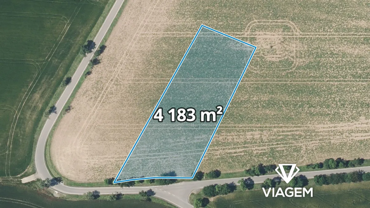 Prodej pole 4183 m²