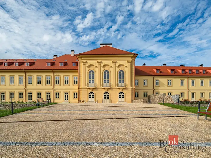 Pronájem bytu 1+kk 48 m², Slavíkova, Jince, okres Příbram
