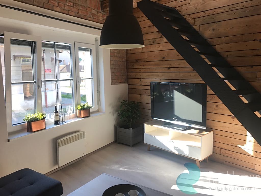 Pronájem bytu 2+kk 48 m²