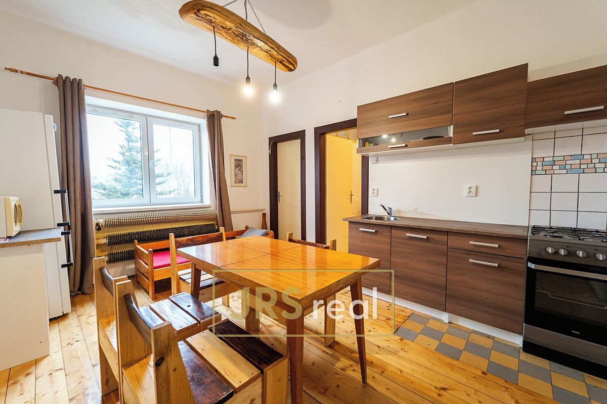 Prodej rodinného domu 170 m², pozemek 398 m² – fotografie 5