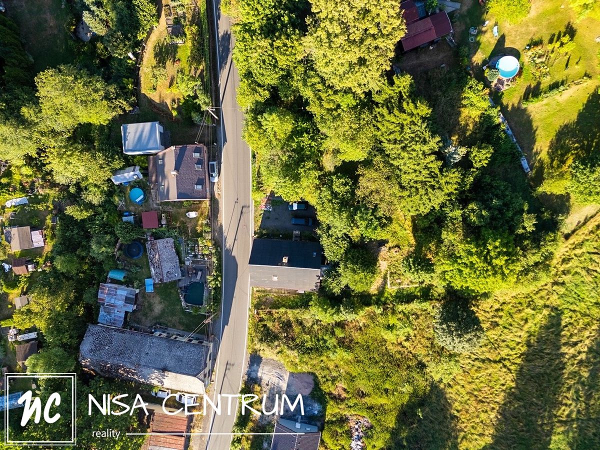 Prodej rodinného domu 200 m², pozemek 1135 m² – fotografie 3