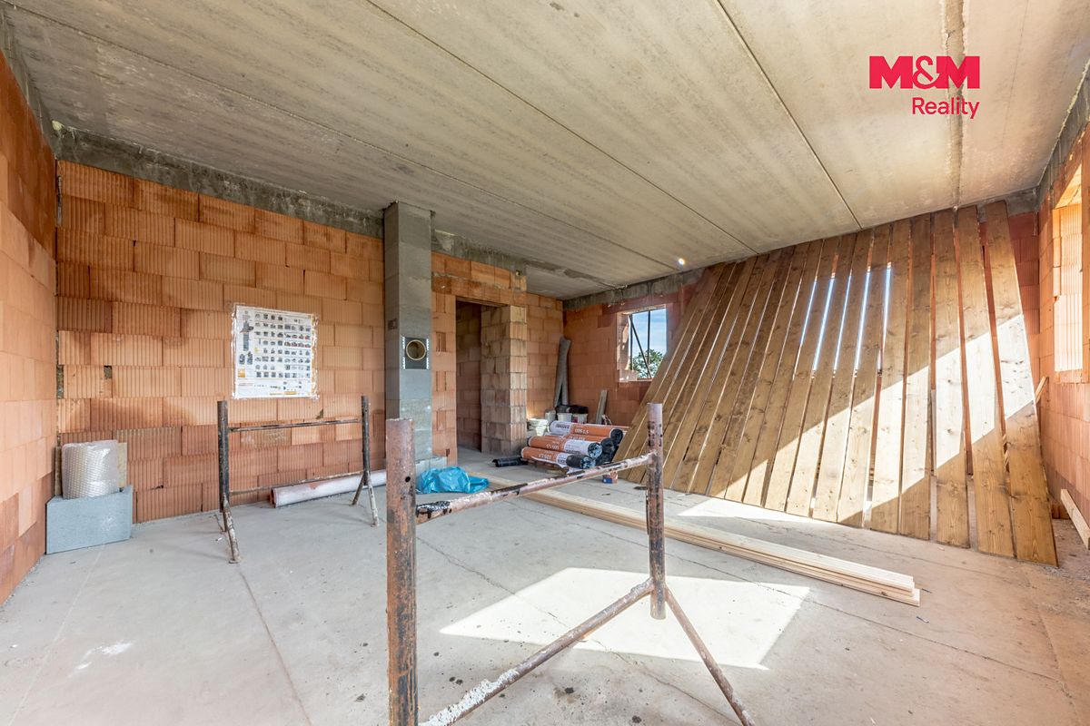 Prodej rodinného domu 150 m², pozemek 1153 m² – fotografie 4