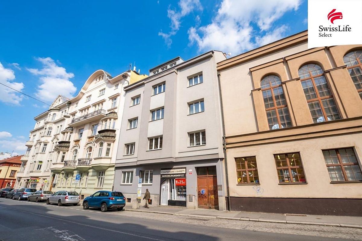 Pronájem bytu 1+kk 55 m²