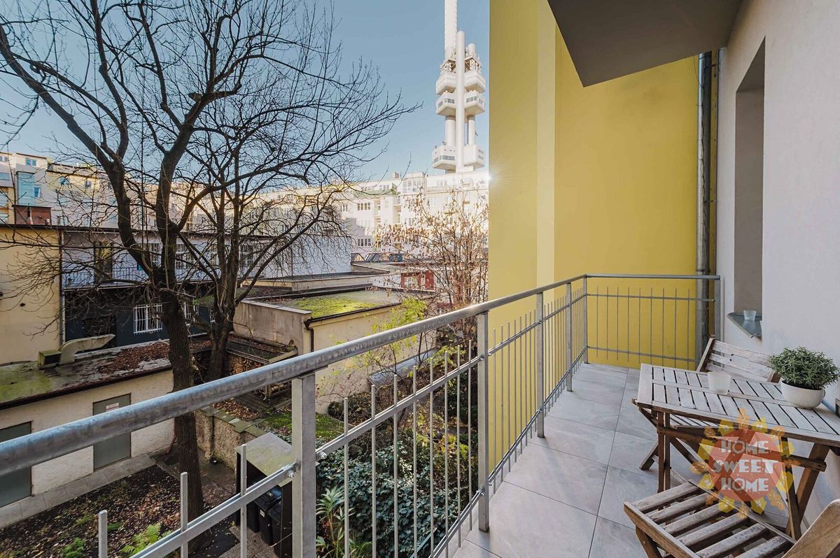 Pronájem bytu 1+1 35 m² – fotografie 3
