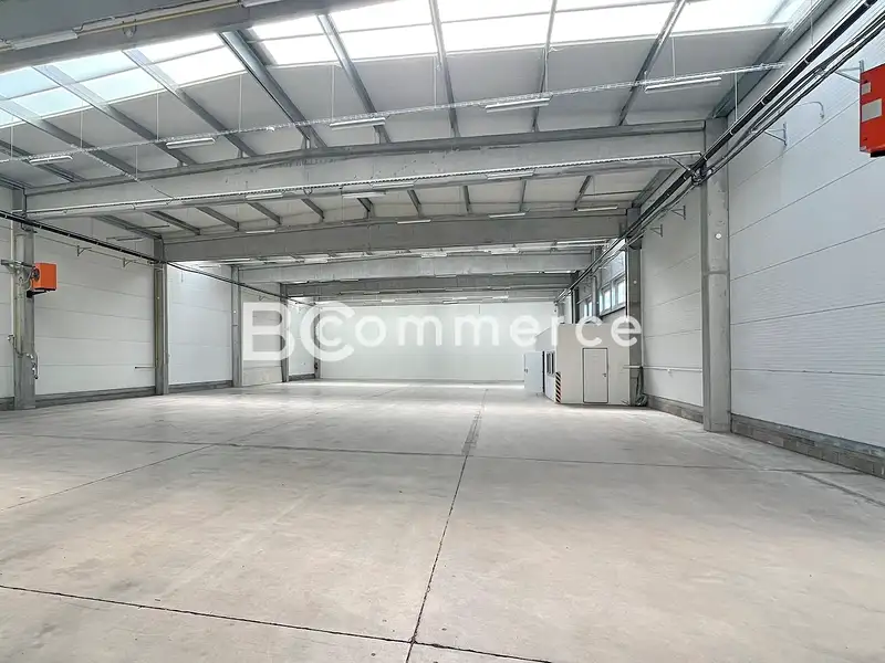 Pronájem skladového prostoru 640 m², Kuřim – náhled fotky 2