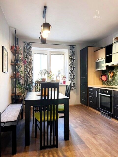 Pronájem bytu 2+1 60 m² – fotografie 2