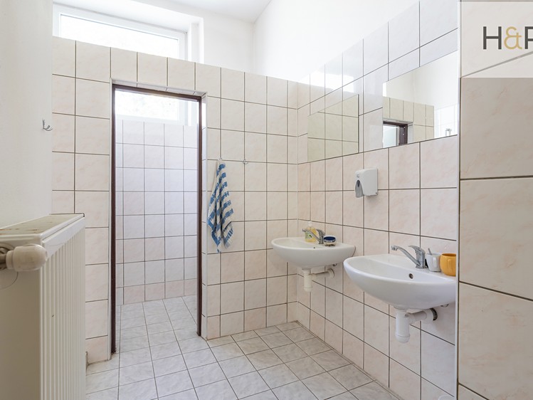 Комерційне приміщення в оренду, 1 260 м² (7 з 12)