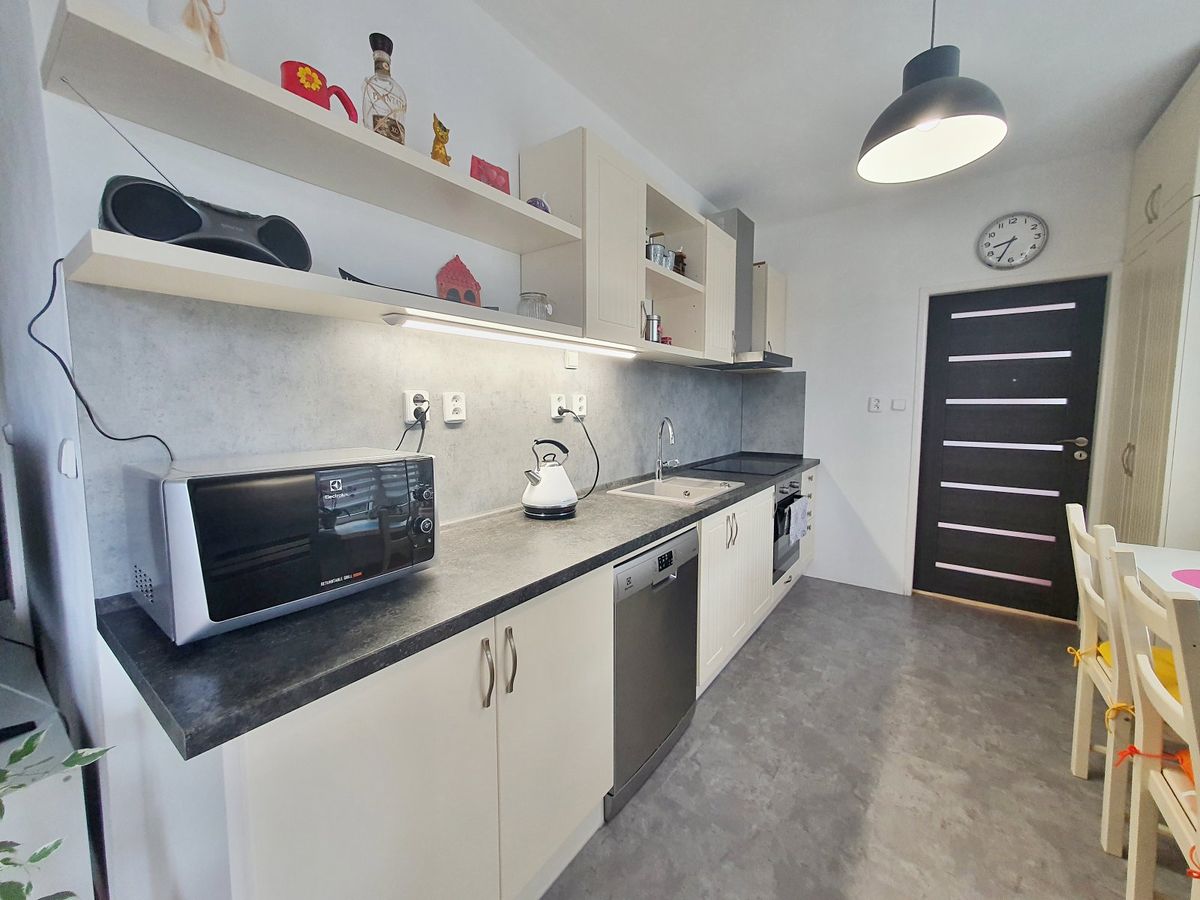 Pronájem bytu 2+1 56 m² – fotografie 5