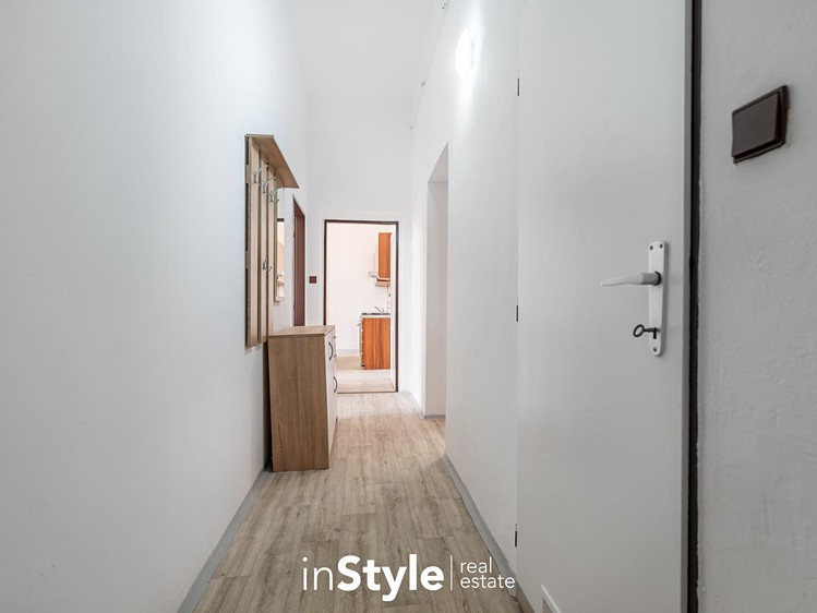 Pronájem bytu 3+kk, 67 m² (11 z 23)