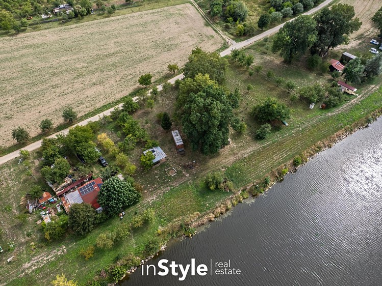 Prodej pozemku, 1 689 m² (19 z 25)