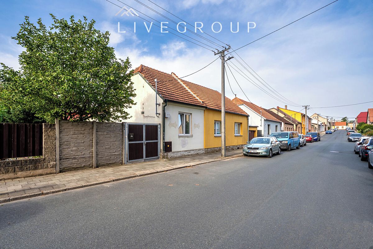 Prodej rodinného domu 75 m², pozemek 258 m² – fotografie 2