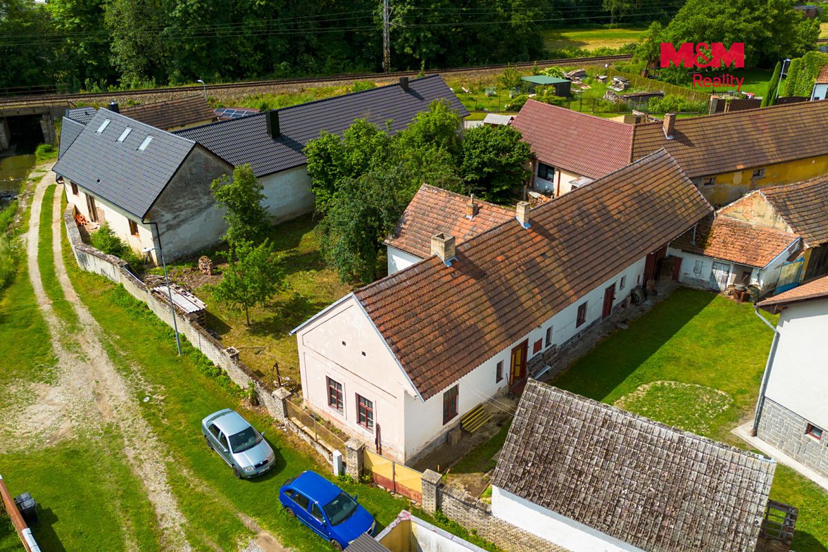Prodej zemědělské usedlosti 112 m², pozemek 366 m² – fotografie 2