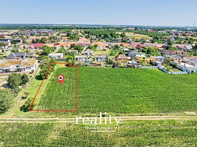 Prodej stavebního pozemku 1779 m²