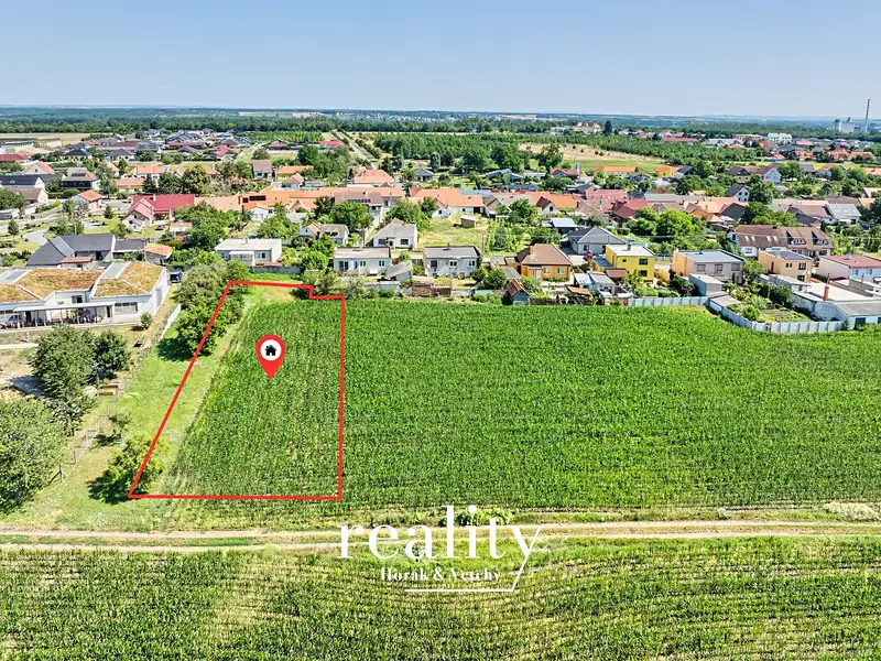 Prodej stavebního pozemku 1779 m², Šanov – náhled fotky 1