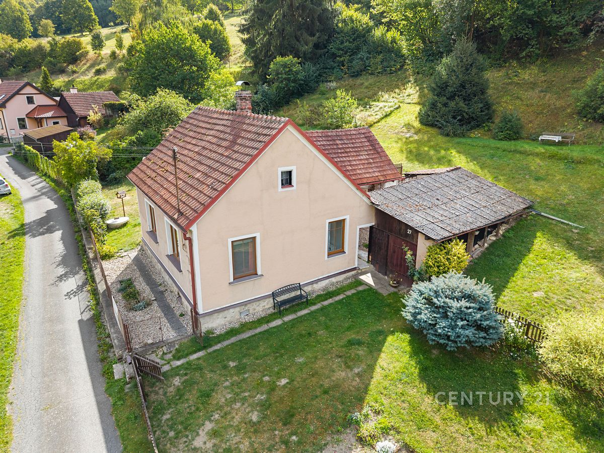 Prodej rodinného domu 83 m², pozemek 1796 m² – fotografie 2