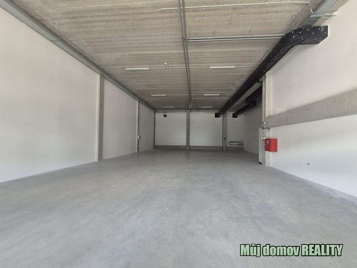 Pronájem skladového prostoru 550 m² – fotografie 4