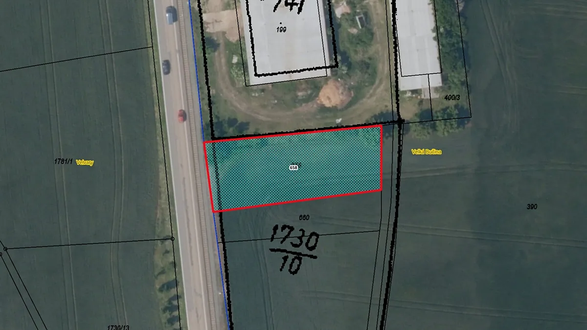Prodej pole 1156 m²
