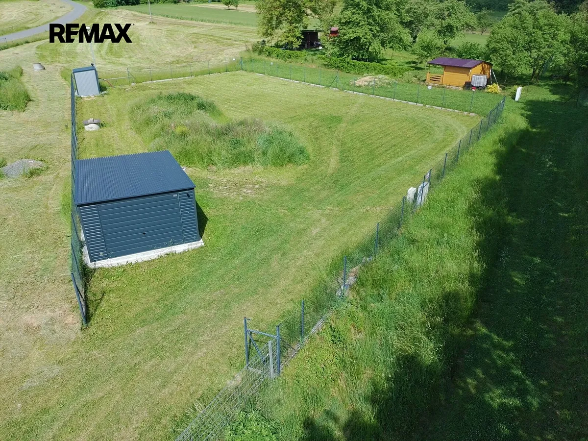 Prodej stavebního pozemku 4195 m²