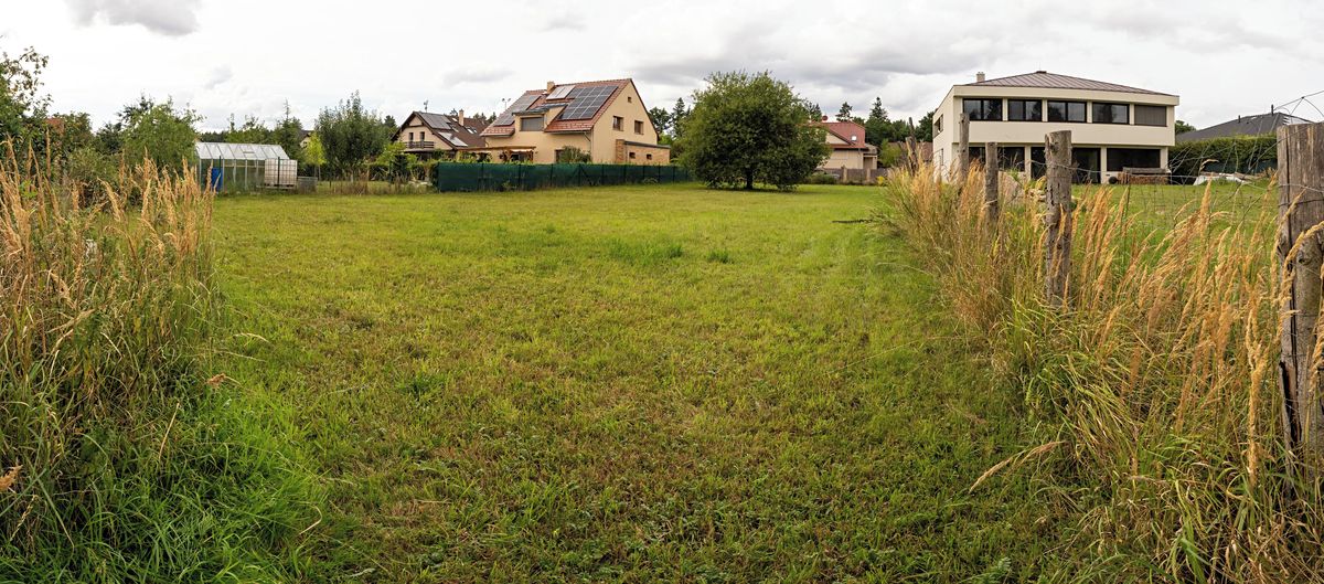 Prodej stavebního pozemku 1091 m² – fotografie 2