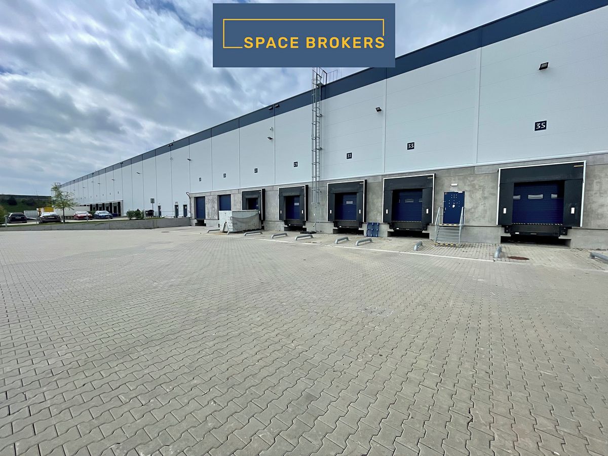 Pronájem skladového prostoru 2500 m² – fotografie 5