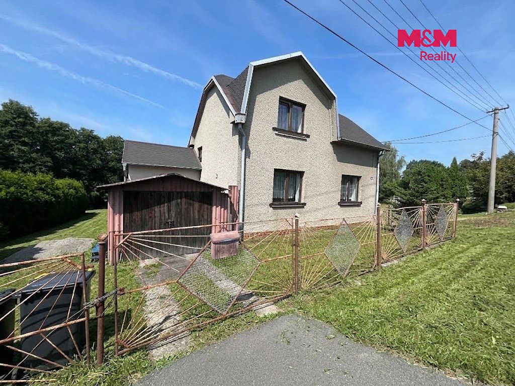 Prodej rodinného domu 140 m², pozemek 894 m² – fotografie 4