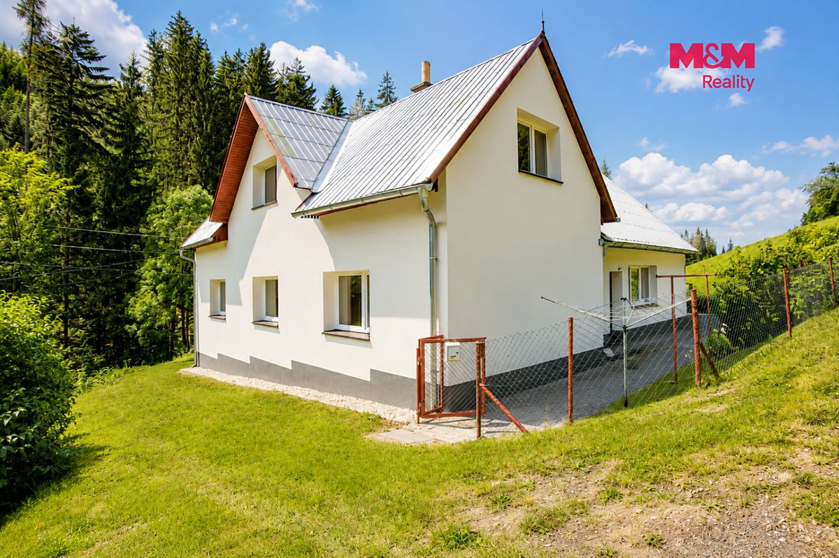 Prodej rodinného domu 180 m², pozemek 5082 m² – fotografie 2