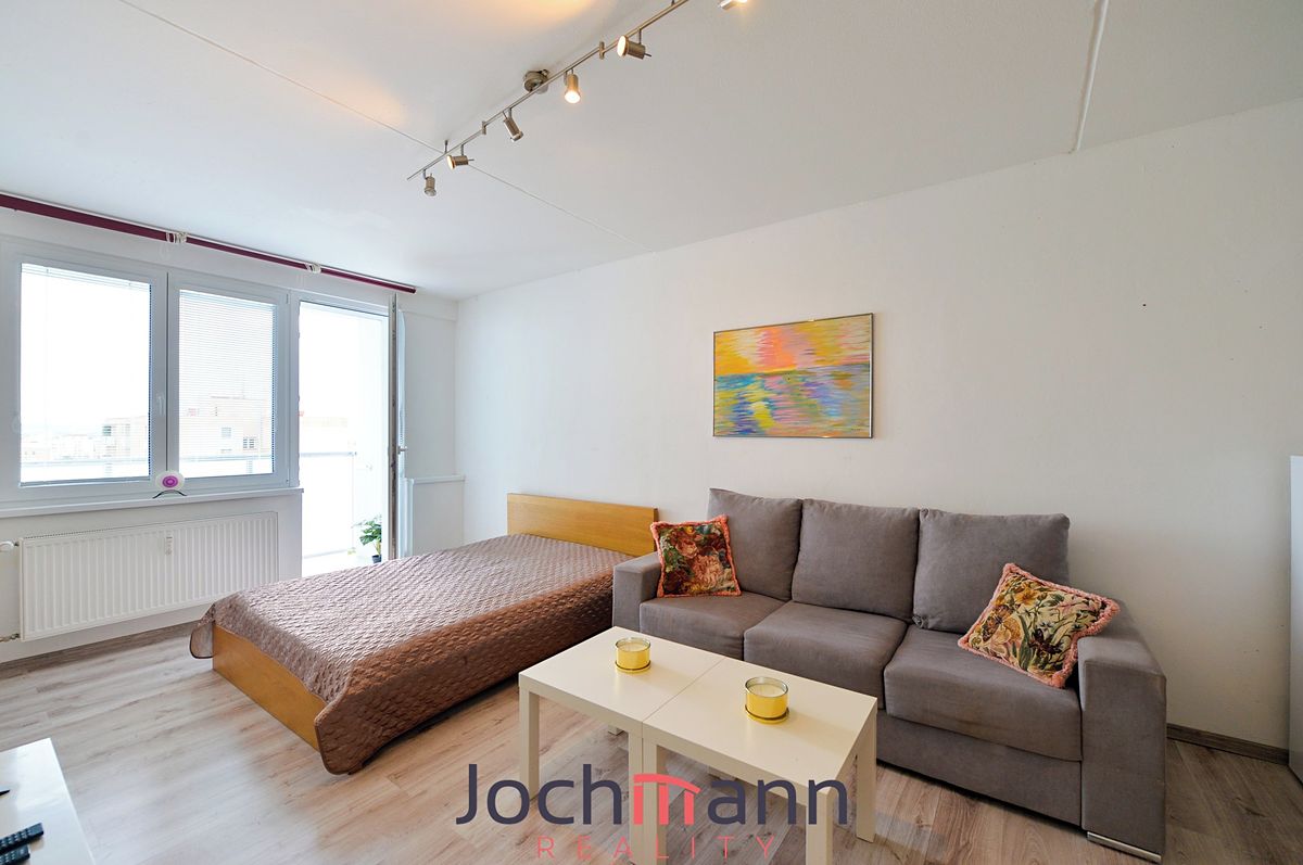 Pronájem bytu 1+kk 34 m² – fotografie 5