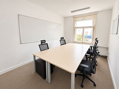 Pronájem kanceláře 106 m²