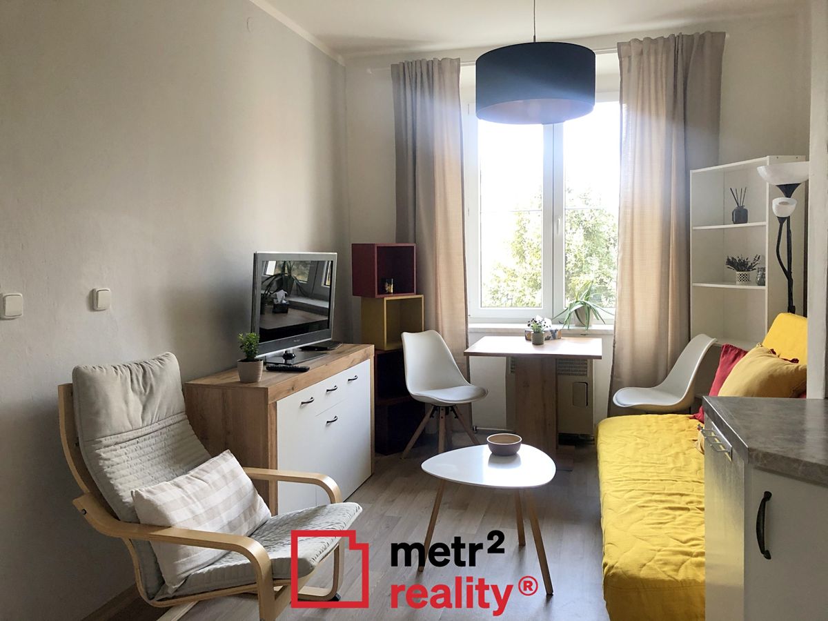 Pronájem bytu 2+kk 50 m² – fotografie 2