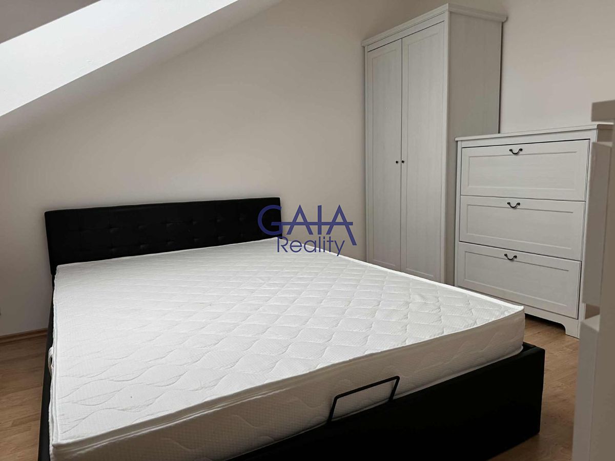 Pronájem bytu 3+kk 70 m² – fotografie 4