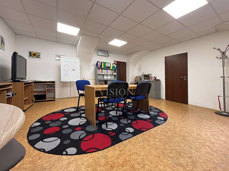Комерційне приміщення в оренду, 52 м² (1 з 3)