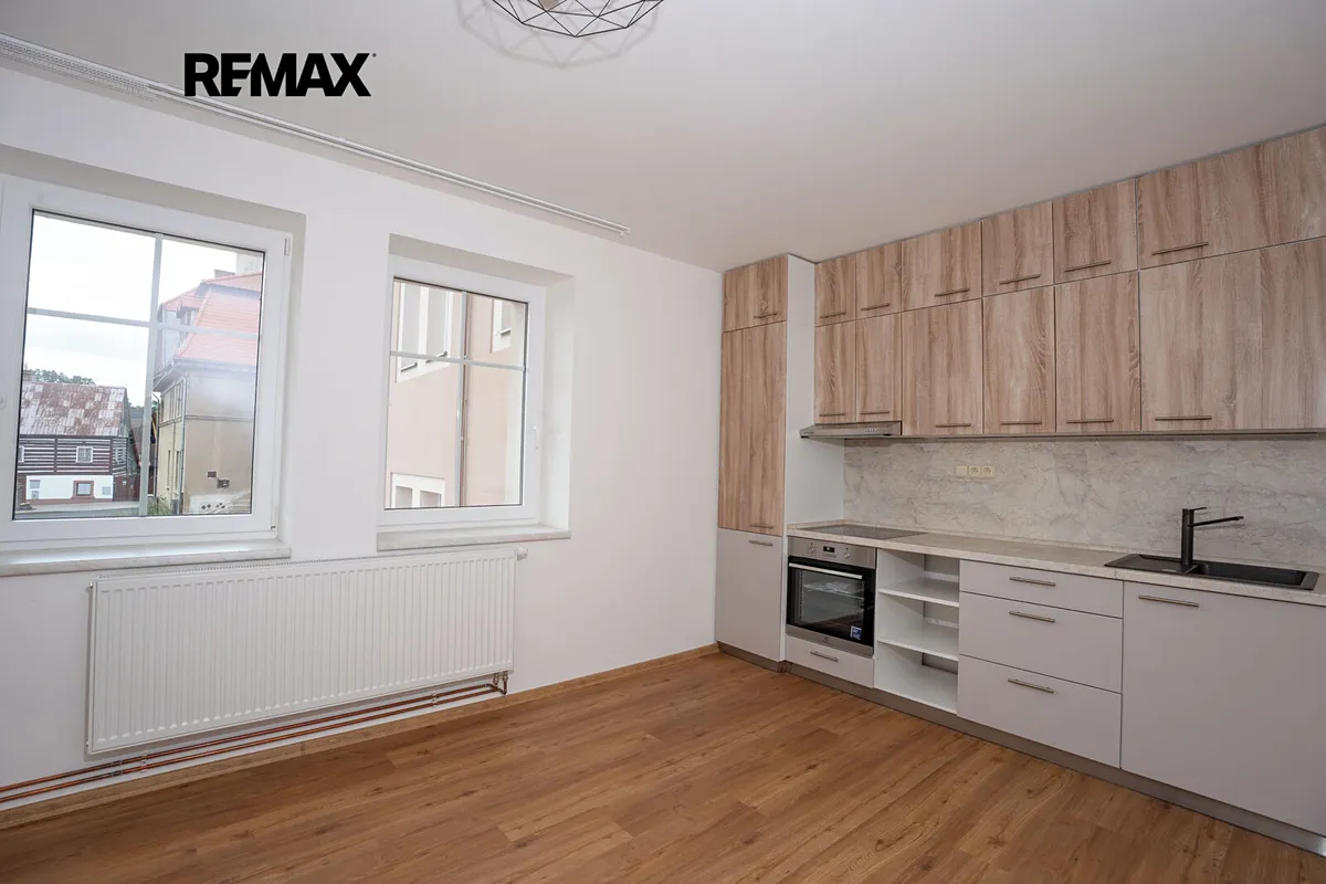 Pronájem bytu 2+kk 44 m²