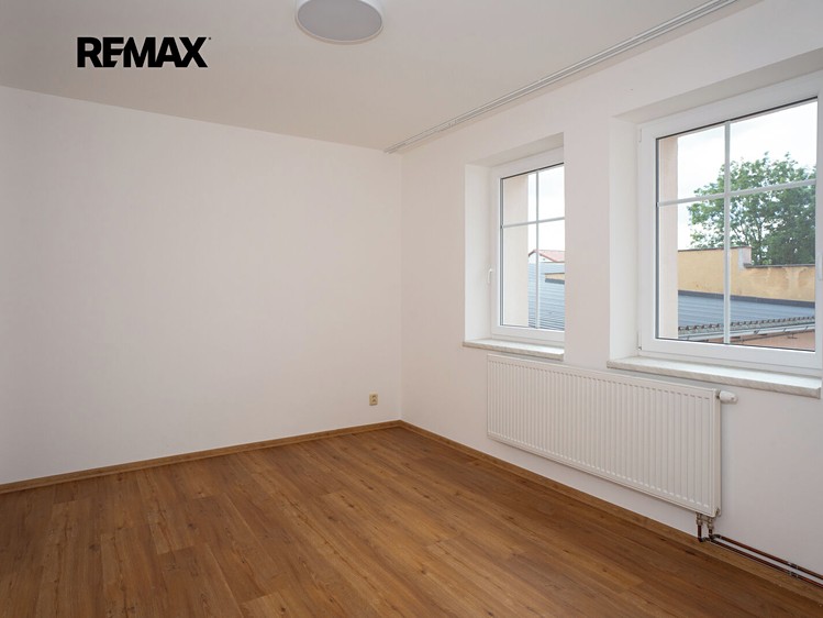 Квартира 2+kk в оренду, 44 м² (5 з 14)