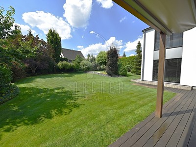 Будинок на продаж, 300 м² (2 з 25)