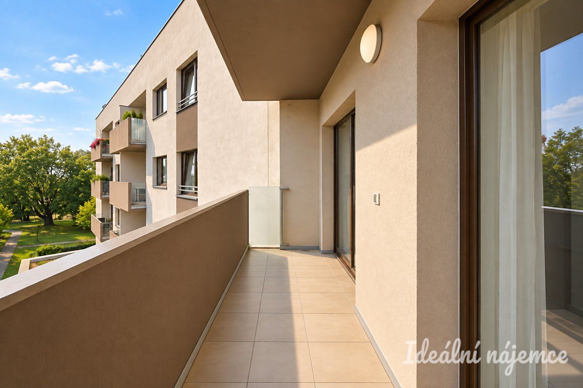 Pronájem bytu 2+kk 52 m² – fotografie 3