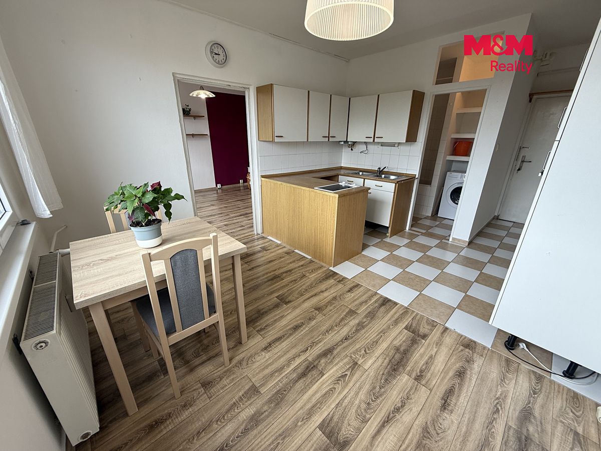 Pronájem bytu 1+1 37 m² – fotografie 2