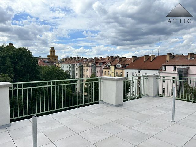 Pronájem bytu 3+kk 68 m²
