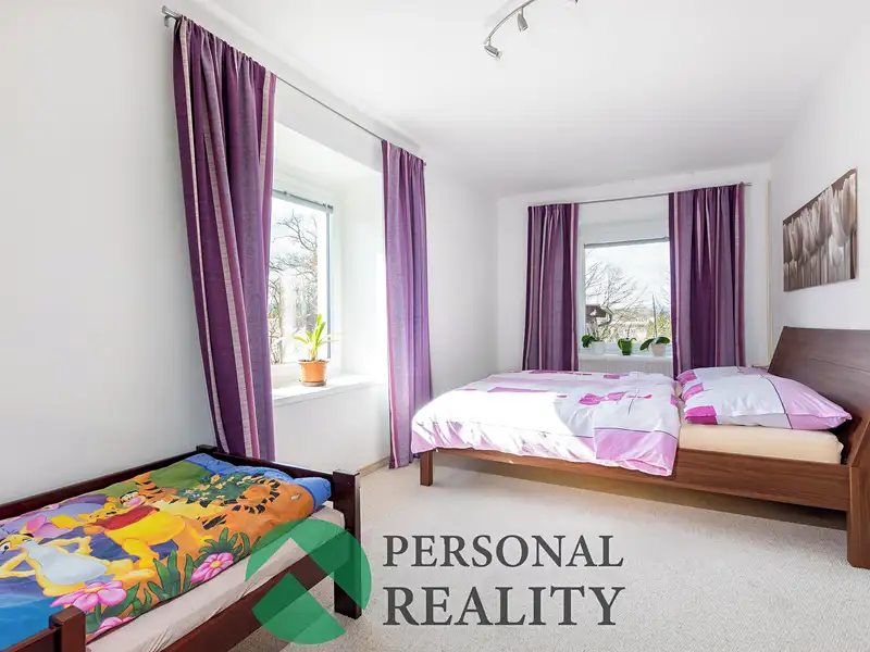 Prodej rodinného domu 164 m², pozemek 843 m², Dvůr Králové nad Labem – náhled fotky 1