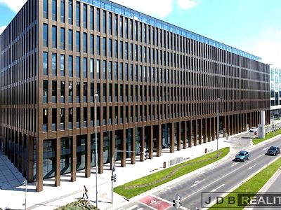 Pronájem kanceláře 150 m²