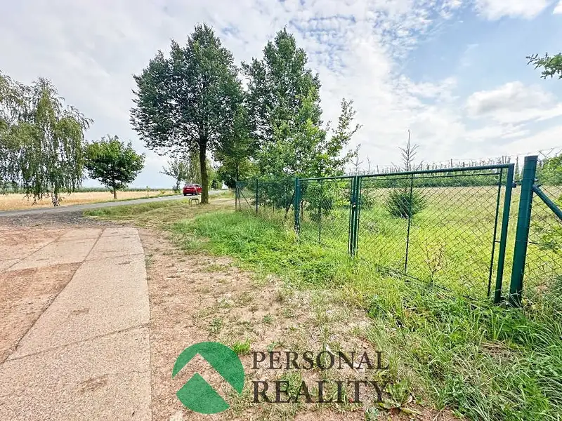 Prodej komerčního pozemku 2077 m², Kounov – náhled fotky 1